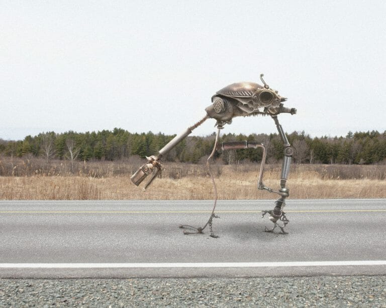 Créature de la route (GIGATHUTRAKHELOS) intégrée au décor de jour 2 (Granby) de l'expédition ayant conduit aux cyanotypes créés avec l'aide de l'IA Stable Diffusion.